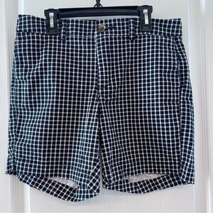 Old Navy Everyday Short Chino Black White Plaid Women's Sz 4 98% Cotton Gingham